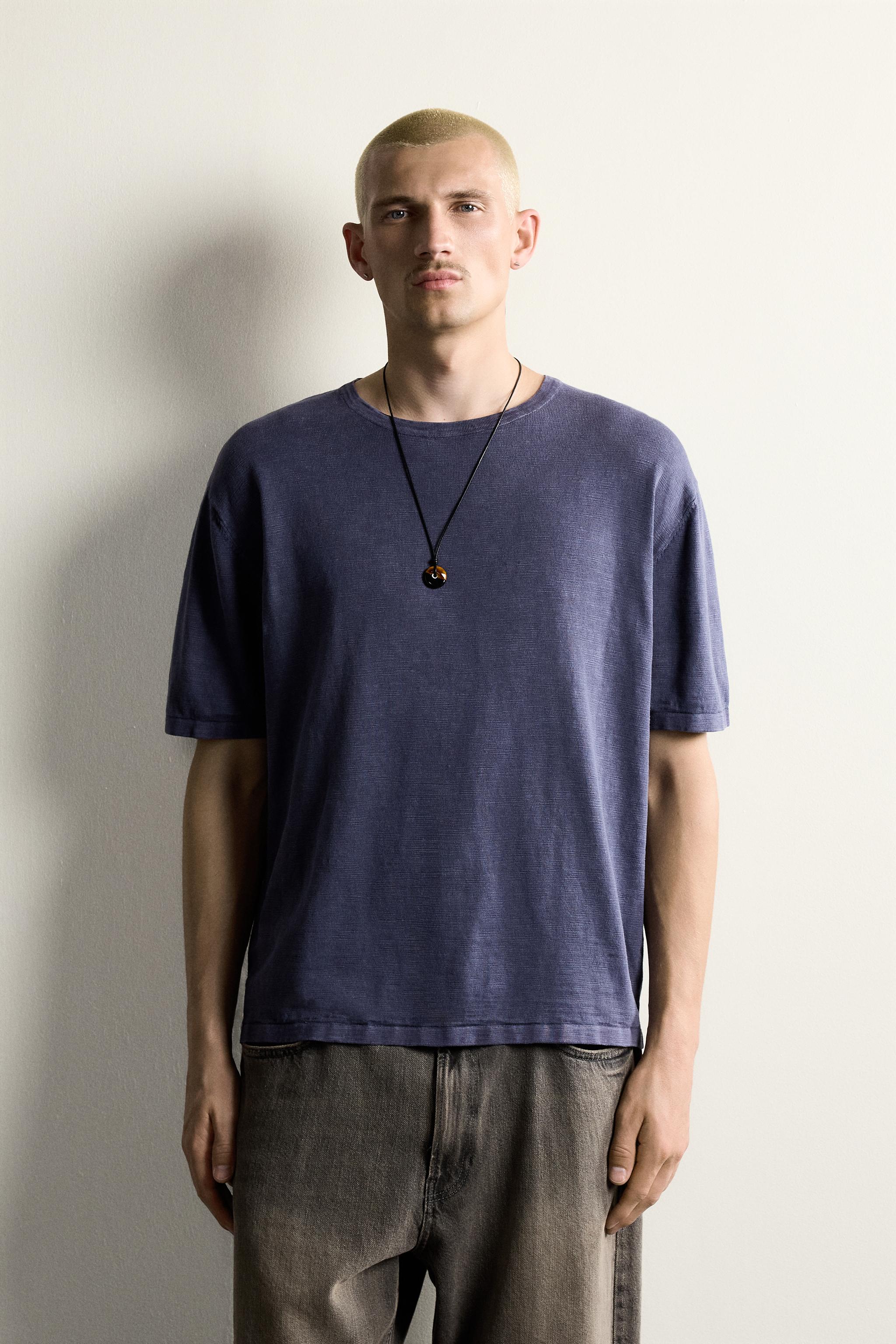 TEXTURED KNIT T-SHIRT
