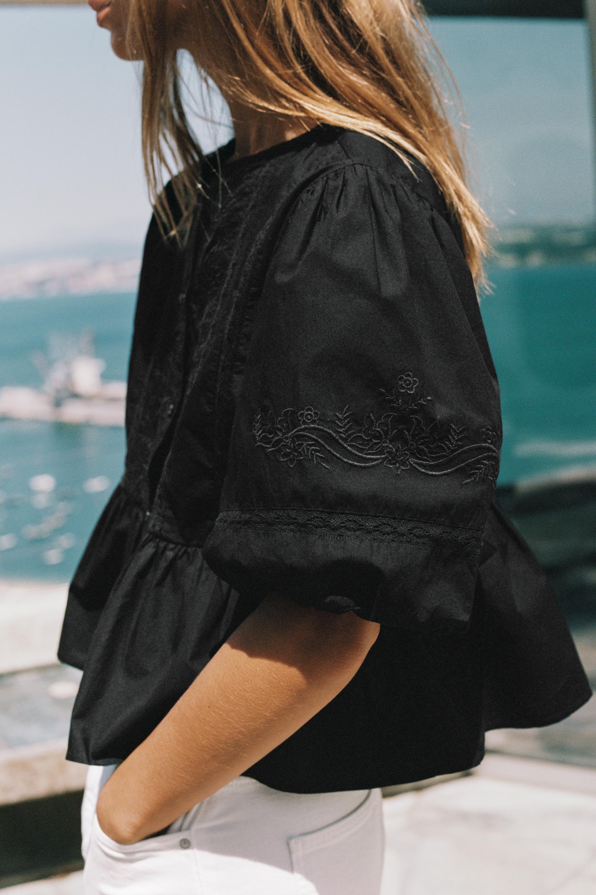 Женские рубашки Zara EMBROIDERED PUFF SLEEVE SHIRT — фото 5