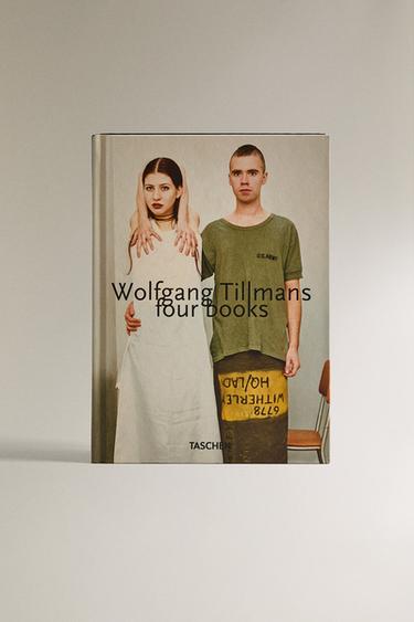 LIVRO "WOLFANG TILLMAN FOUR BOOKS" - Preto da Zara - Imagem 0