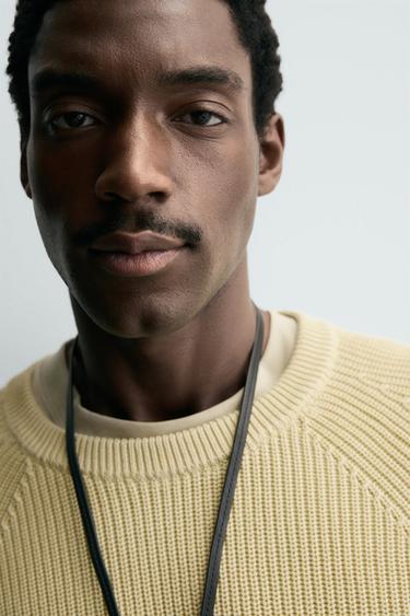 PULL STRUCTURÉ CANNELÉ - Rose de Zara - Image 4