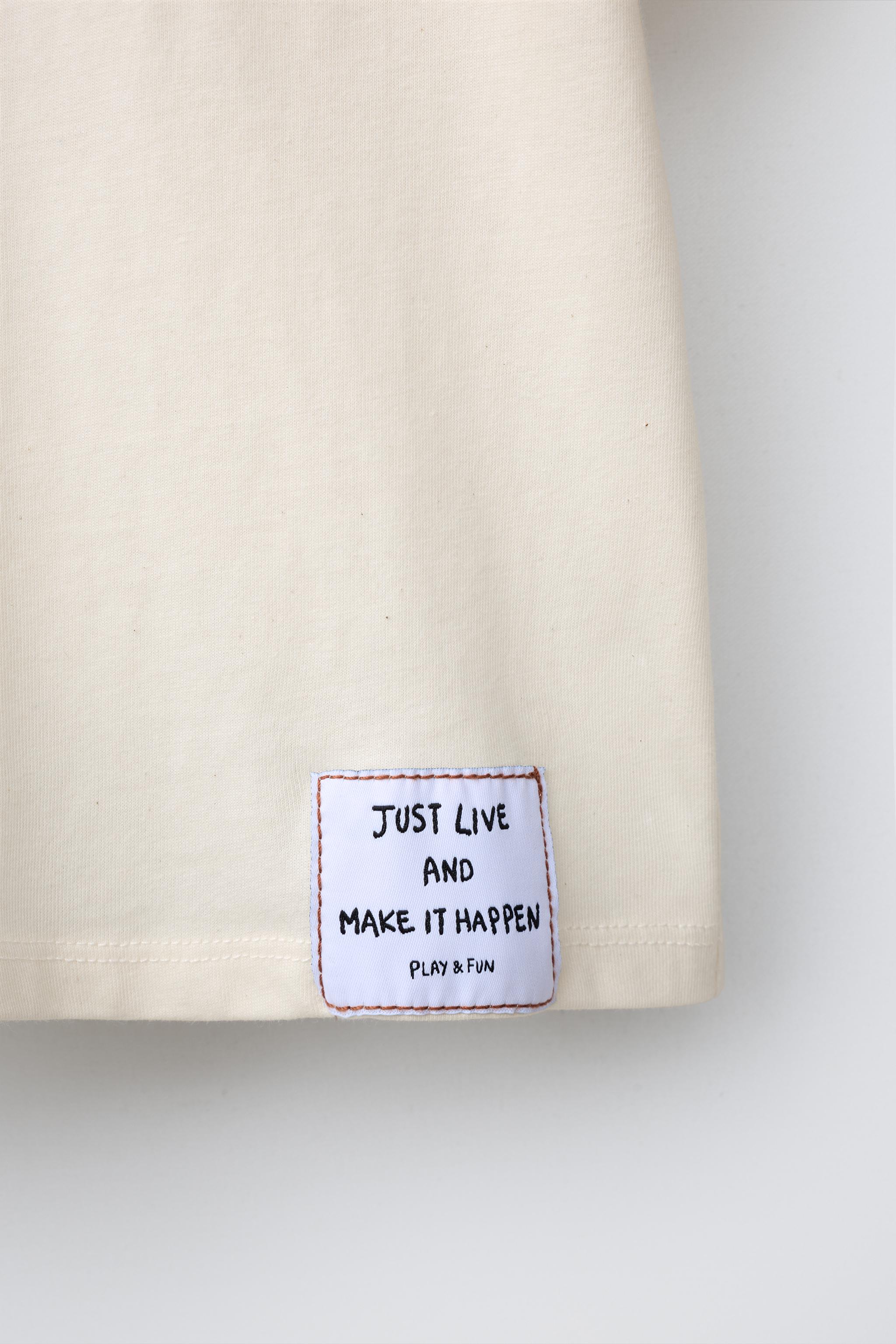 T-SHIRT IMPRIMÉ À INSCRIPTION