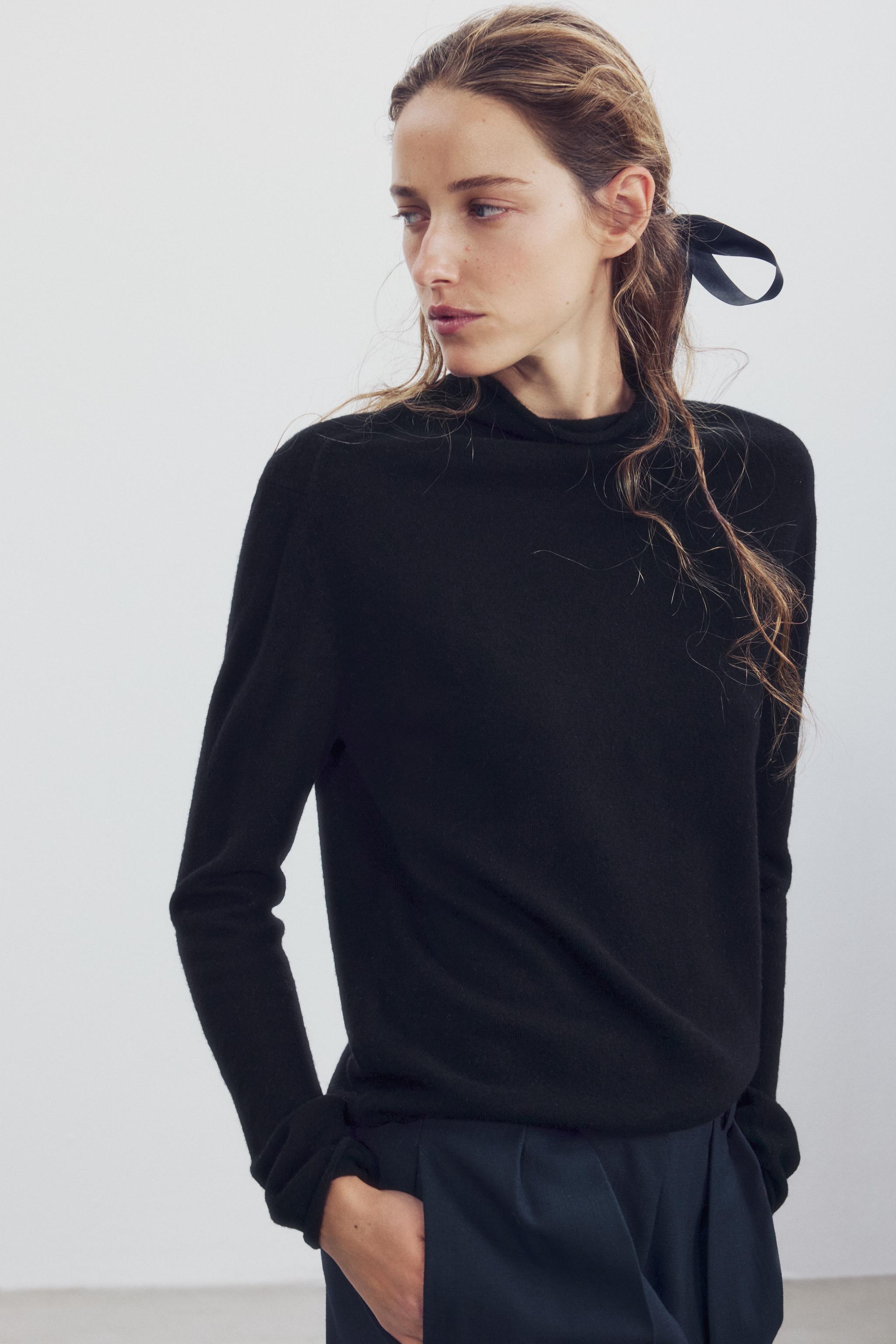PULL 100 % LAINE EXTRA-DOUCE COL MONTANT