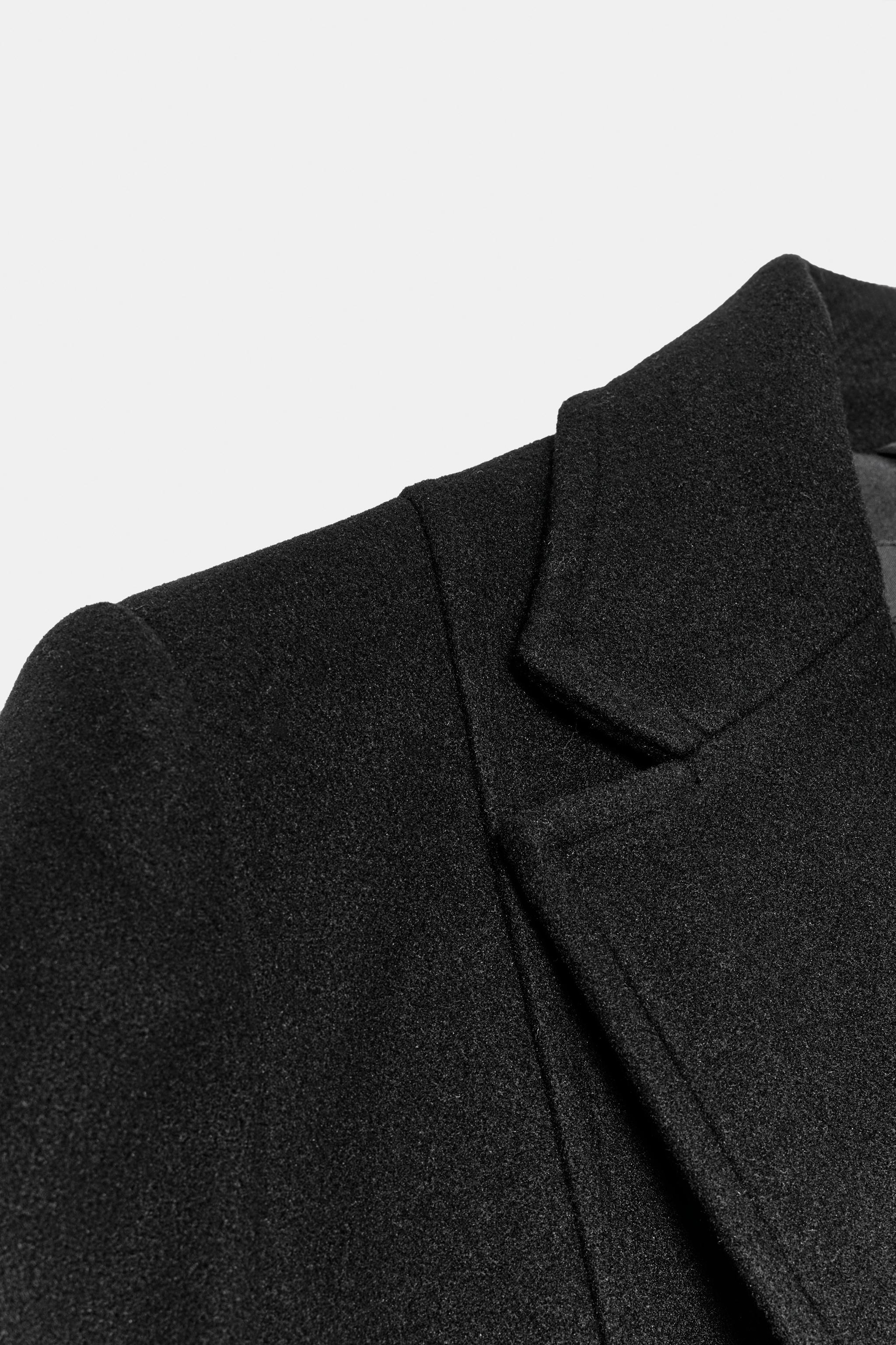 SOFT SHOULDER PADDED COAT