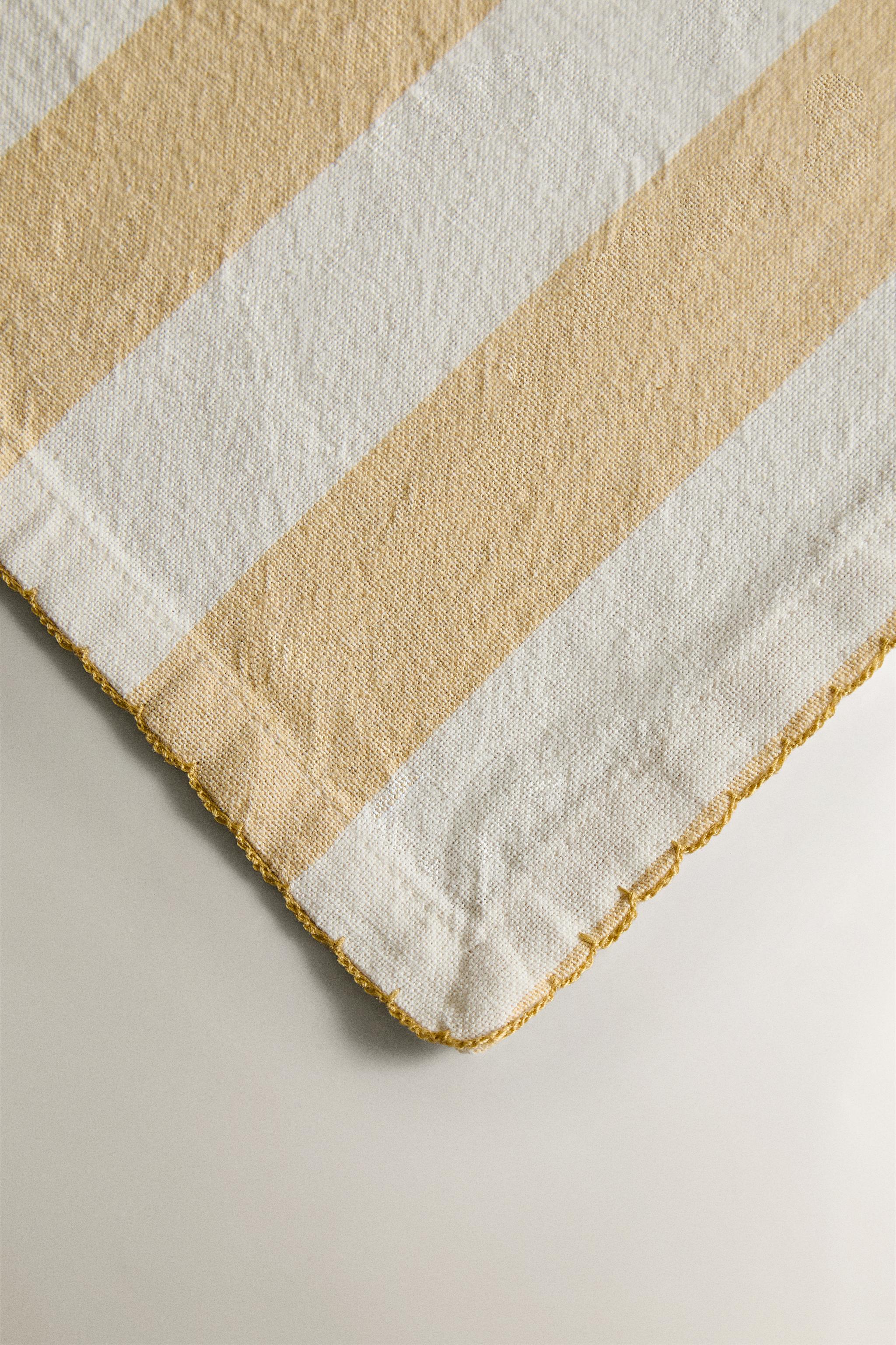 Zara Tablecloth and Napkin