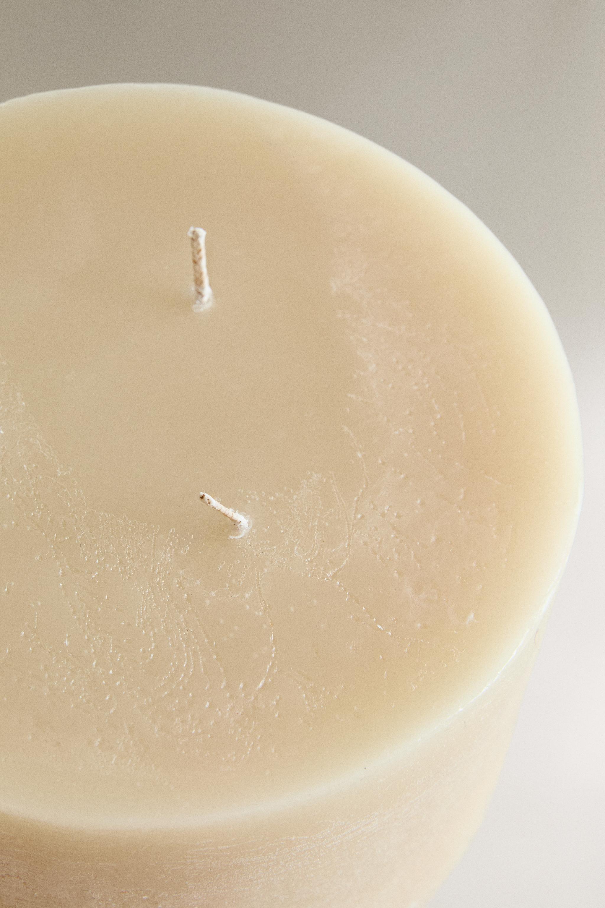 LARGE DECORATIVE CANDLE
