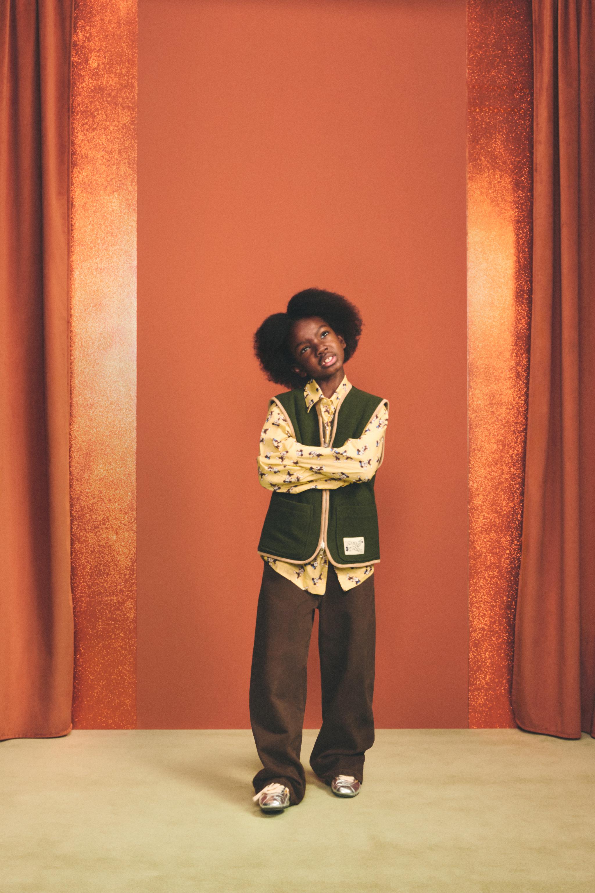 【新品未使用】ZARAキッズ ハートジャケット、スコート&ボウタイシャツ 156 ハートポケット スウェットシャツ - エクリュ | ZARA Japan / 日本