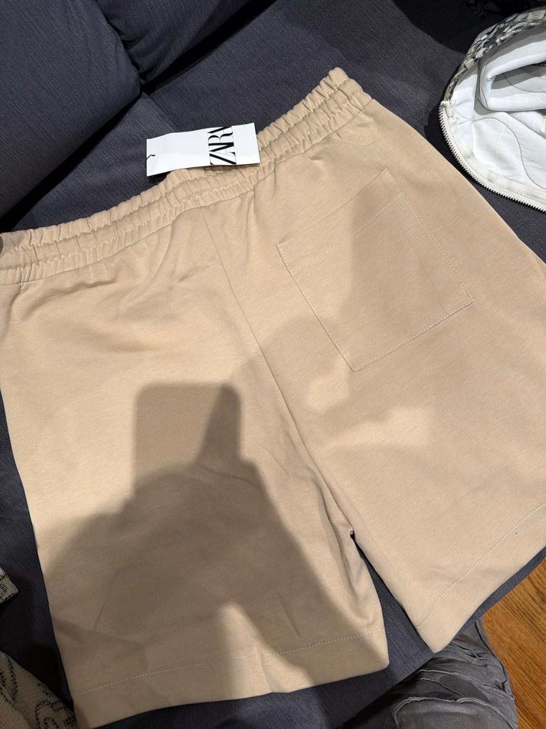 DENSE JOGGER SHORTS - Image 2