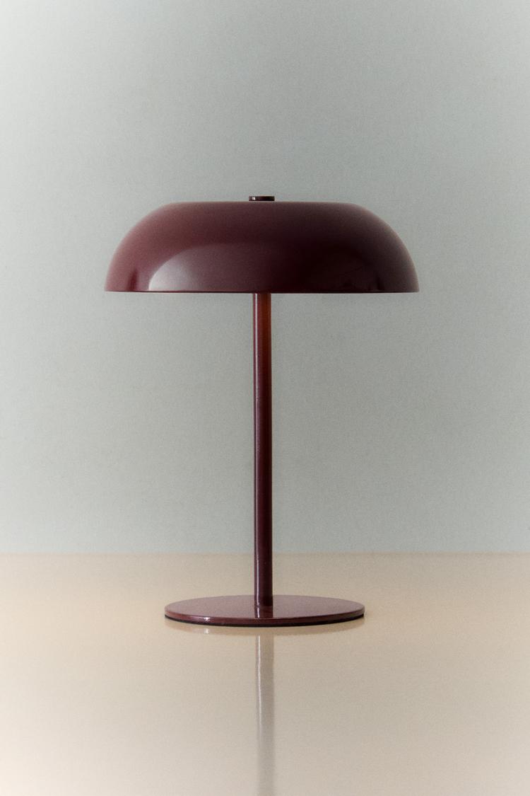 MONOCOLOUR CORDLESS TABLE LAMP — Maroon