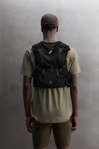 15L SPORTS VEST - Black by Zara - Image 1