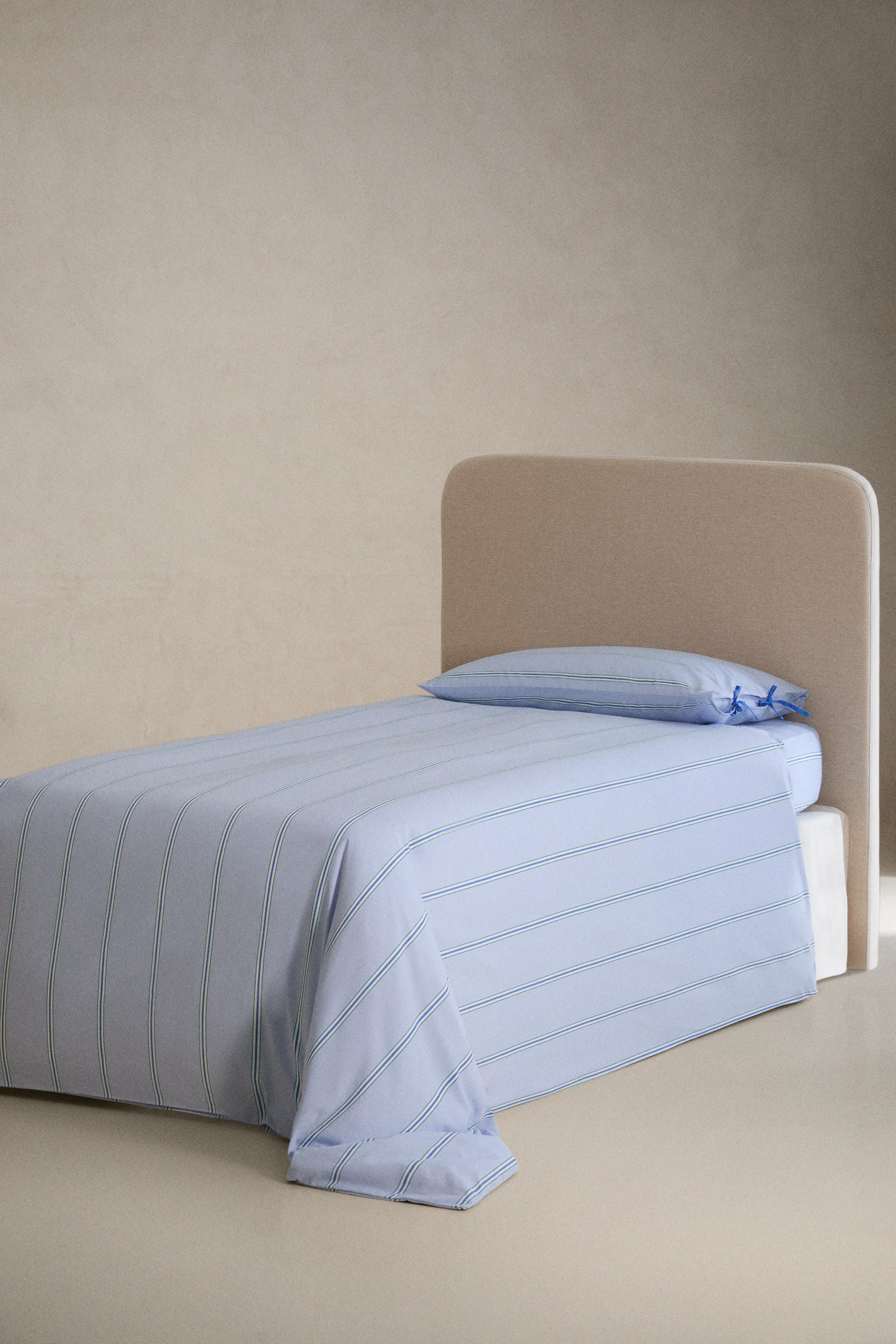KIDS' STRIPED FITTED SHEET — Blue