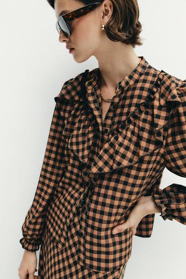 BLUSA XADREZ COM BABADO - castanho da Zara
