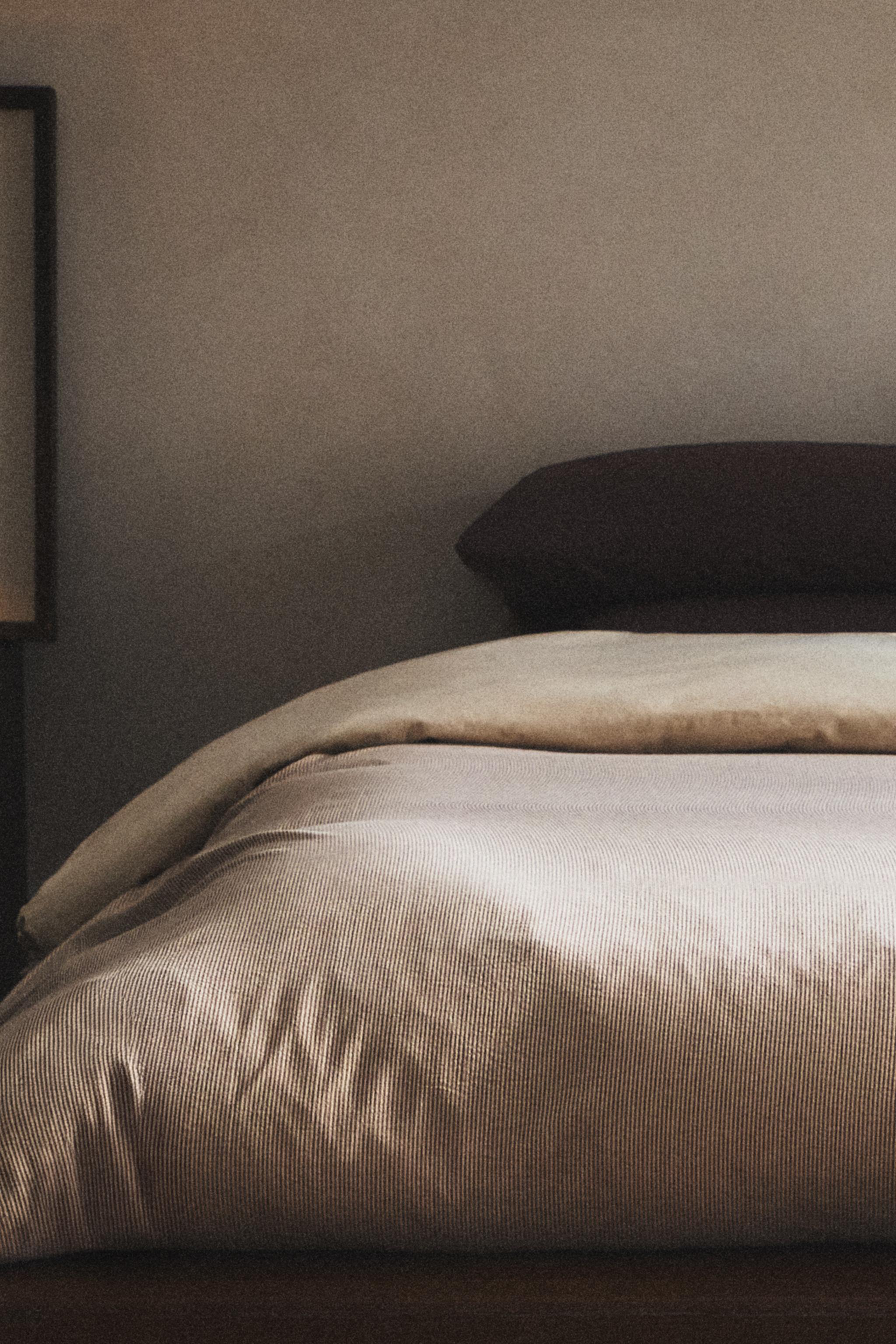 STRIPED SEERSUCKER DUVET COVER