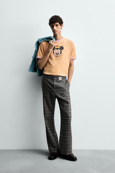 ÁO PHÔNG MORTY HARRY LAMBERT FOR ZARA X DISNEY - Màu vàng mù tạt từ Zara - Hình ảnh 0
