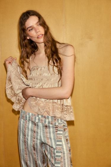 {navn} - {farge} for Zara