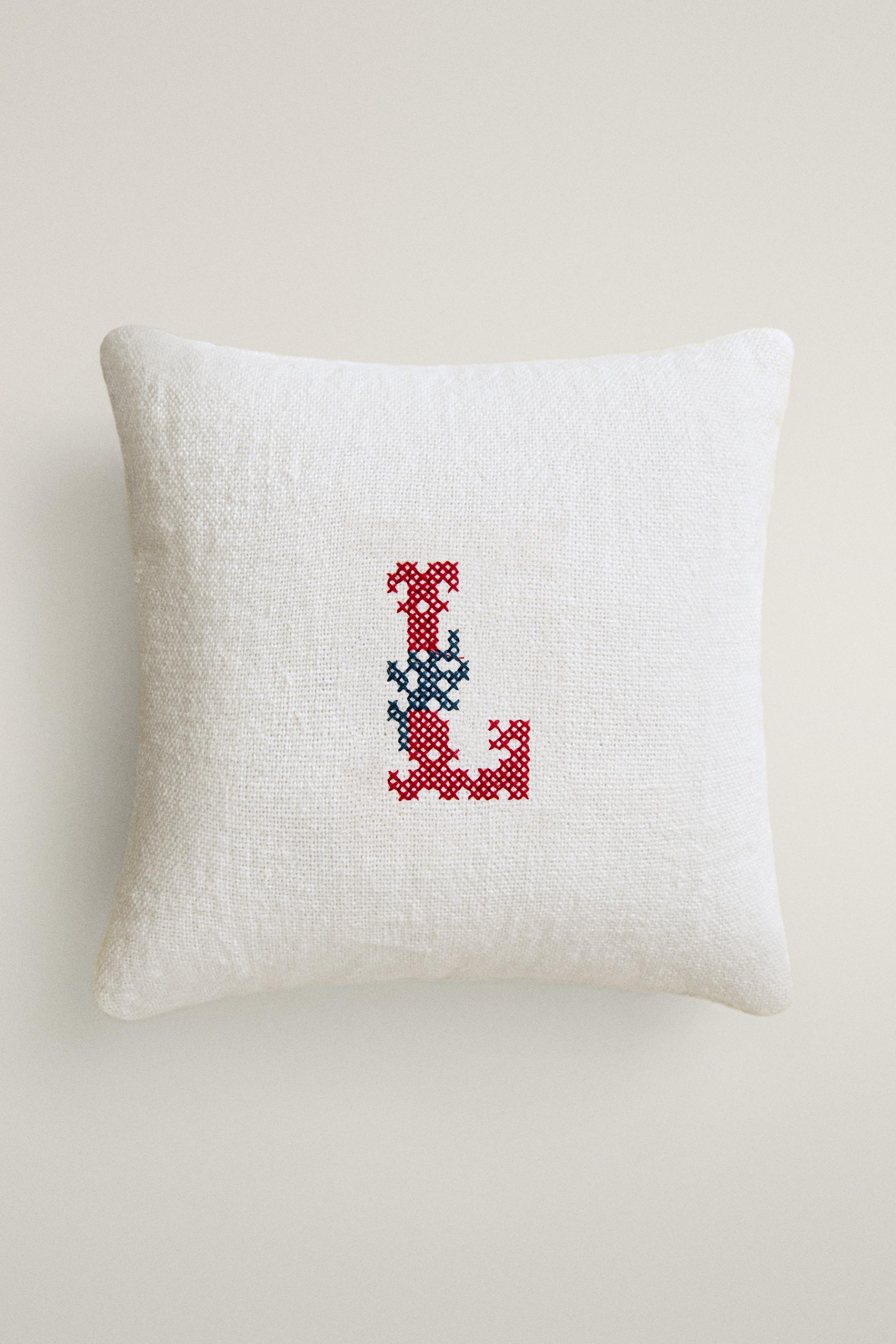 EMBROIDERED LETTER L LINEN CUSHION
