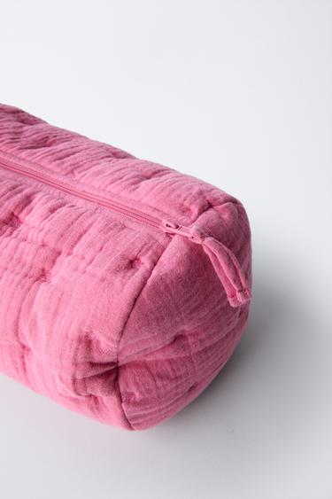 TEXTURED TOILETRY BAG - Fuchsia by Zara - Image 2