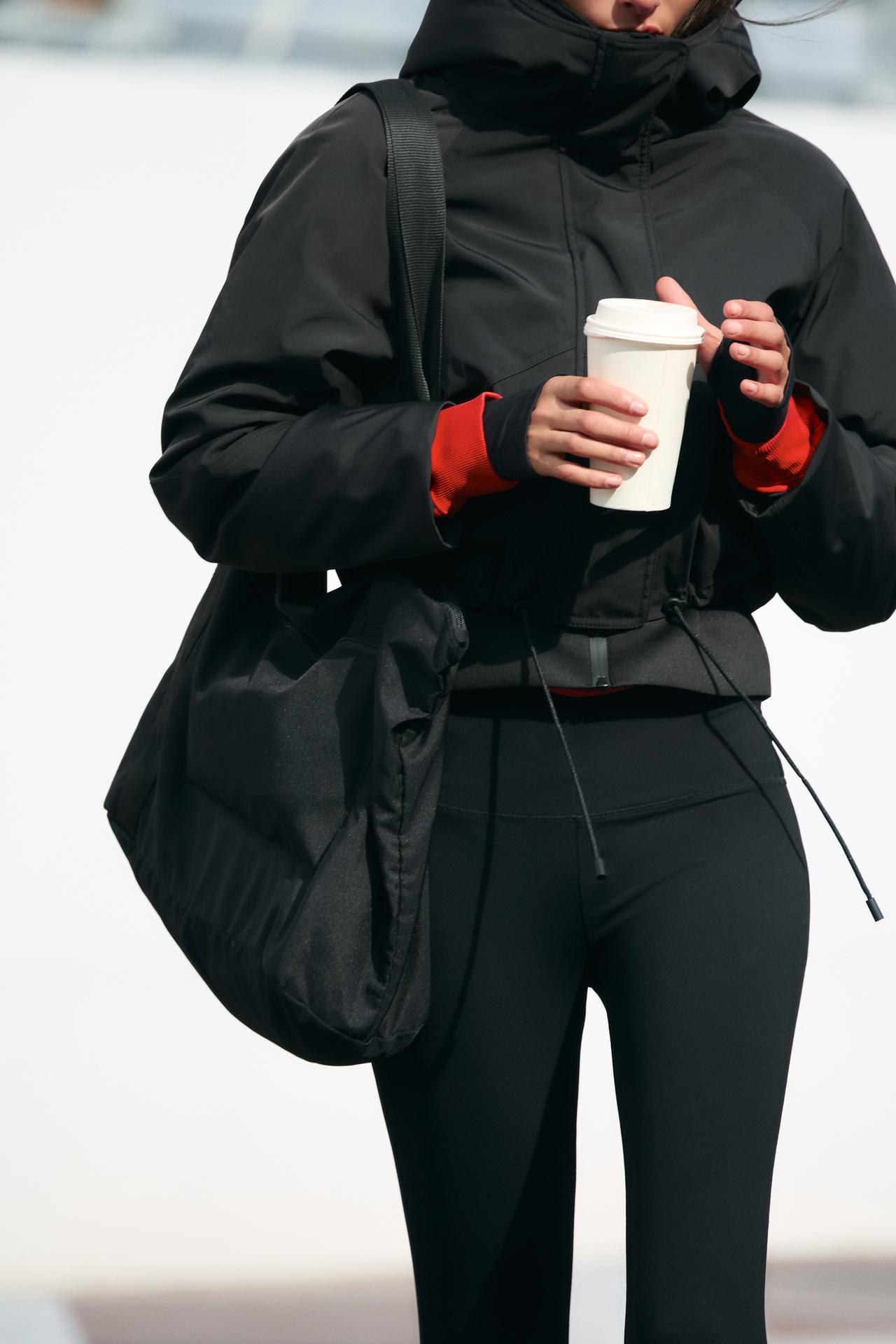 WATER-REPELLENT WINDPROOF SHORT TECHNICAL ANORAK — Black