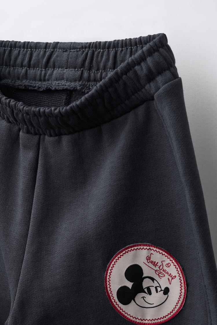 SET DE SUDADERA Y JOGGER CON BORDADO DE MICKEY MOUSE © DISNEY 4