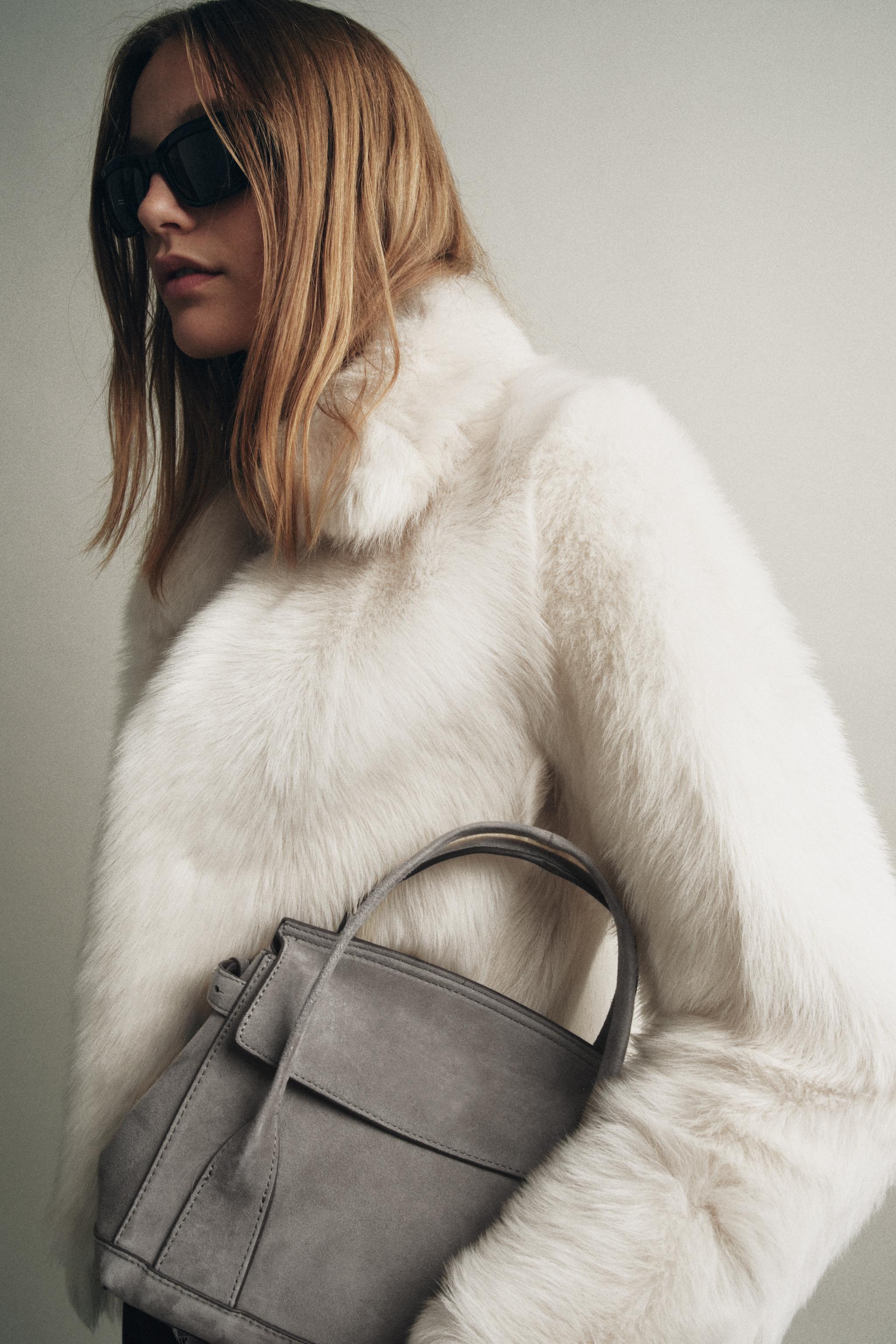 LEATHER MINI CITY BAG