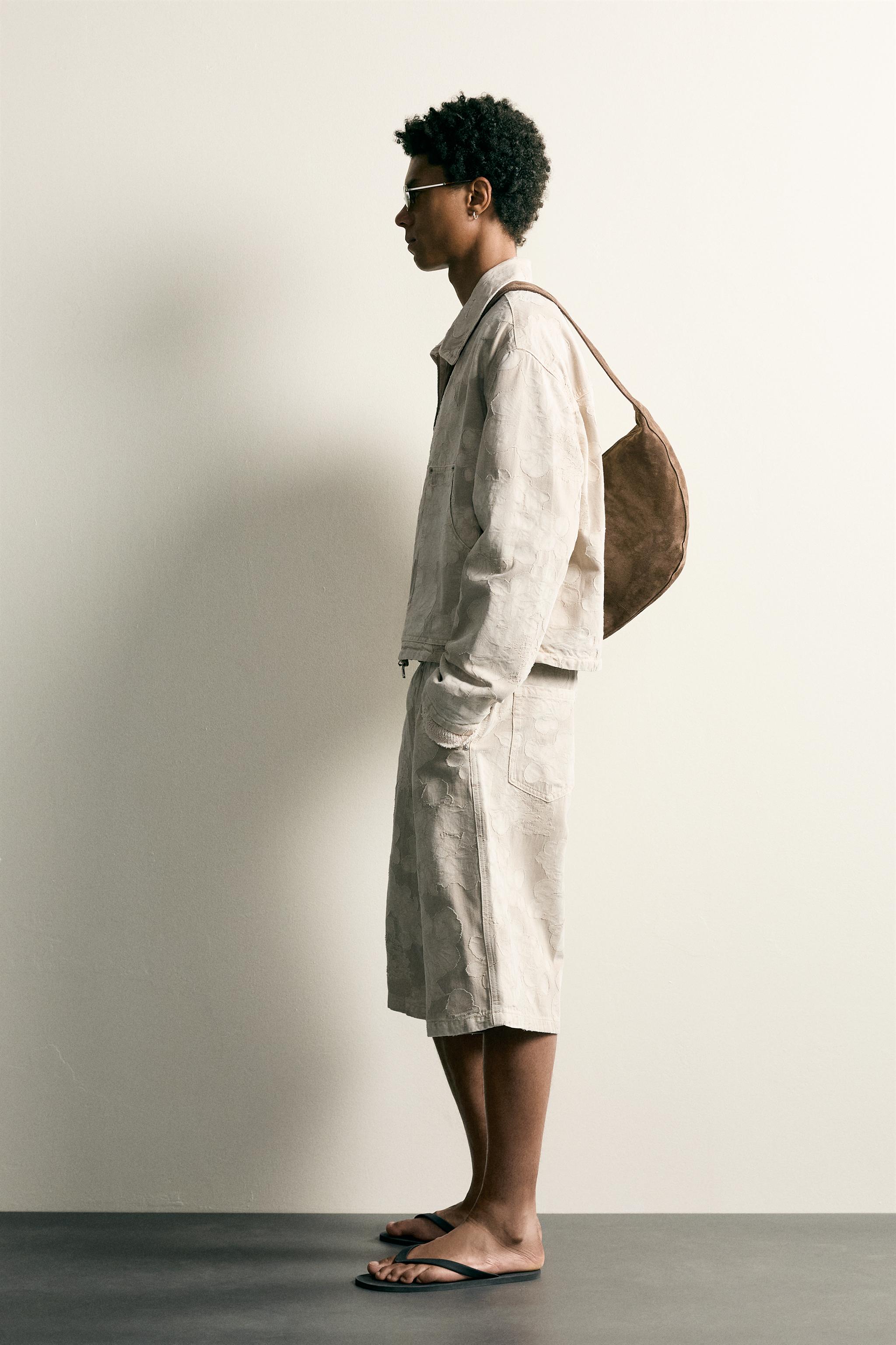 BAGGY FIT FLORAL JACQUARD SHORTS