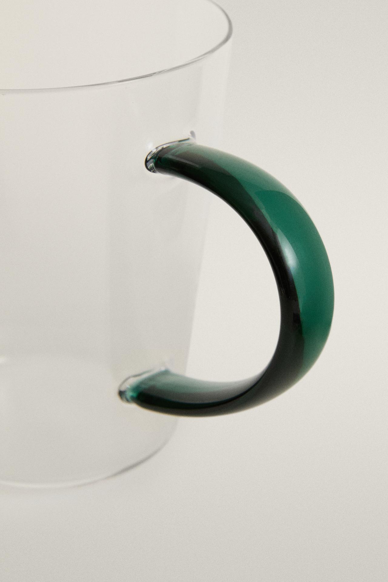 BOROSILICATE GLASS MUG WITH COLOURED HANDLE — Green