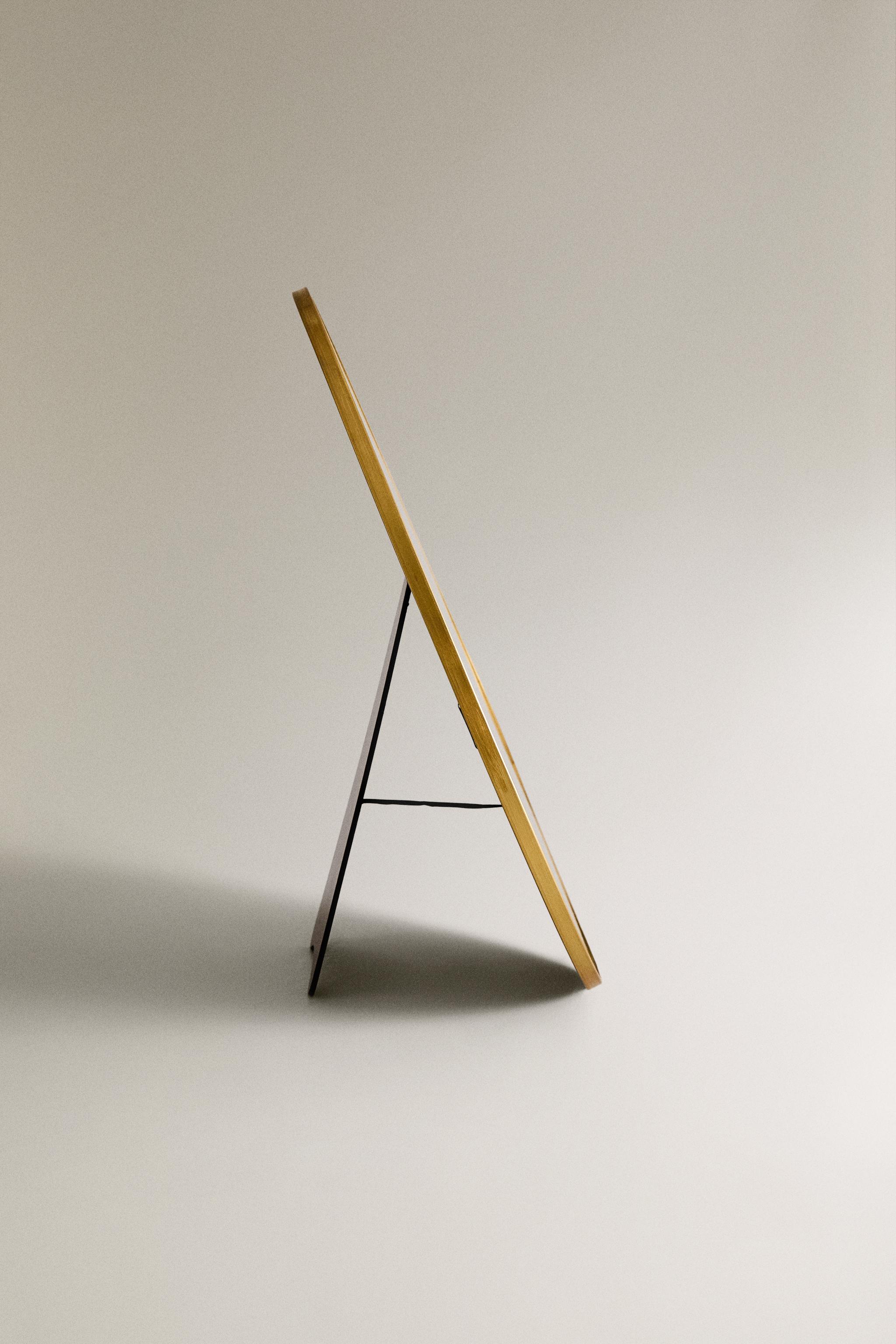 IRREGULAR SHAPE PICTURE FRAME — Golden