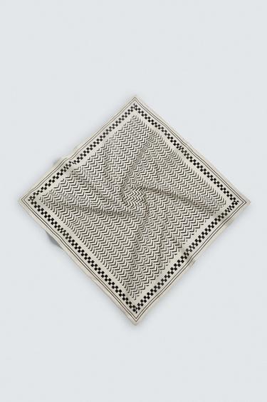 PRINTED BANDANNA - Ecru by Zara