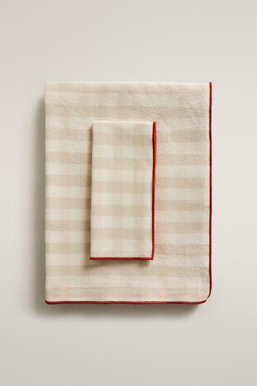 CHECKED TABLECLOTH WITH TOPSTITCHING — Beige 1