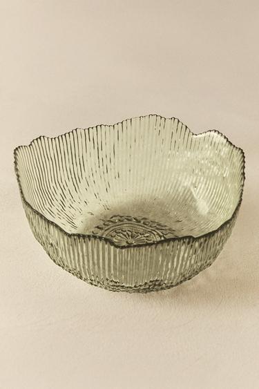 GLASS SALAD BOWL WITH RAISED DETAIL - Green by Zara