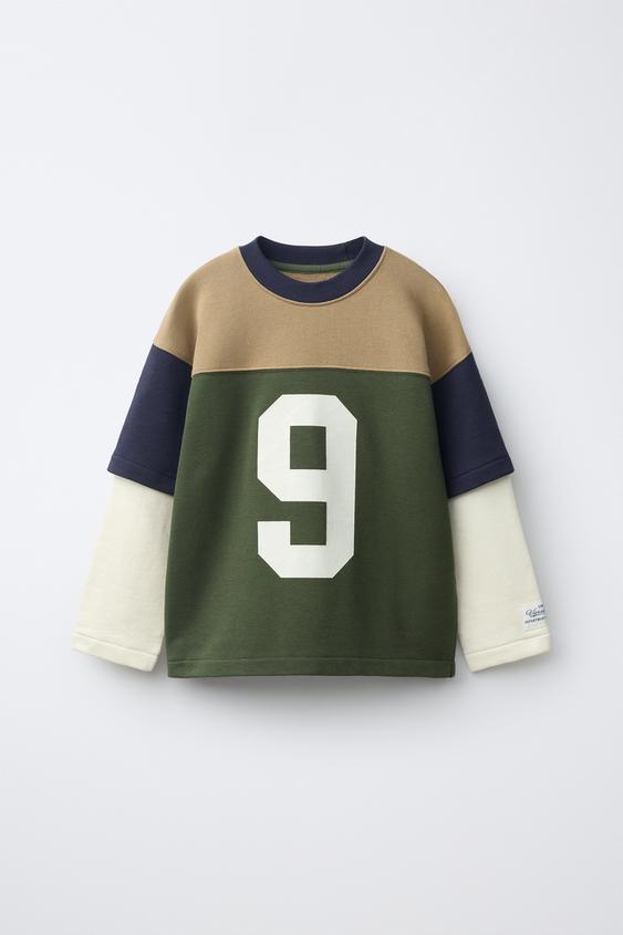 SUDADERA DOBLE MANGA NÚMERO VARSITY - Verde / Crudo de Zara - Imagen 0