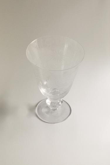 ENGRAVED WINE GLASS - 990 by Zara - Image 1