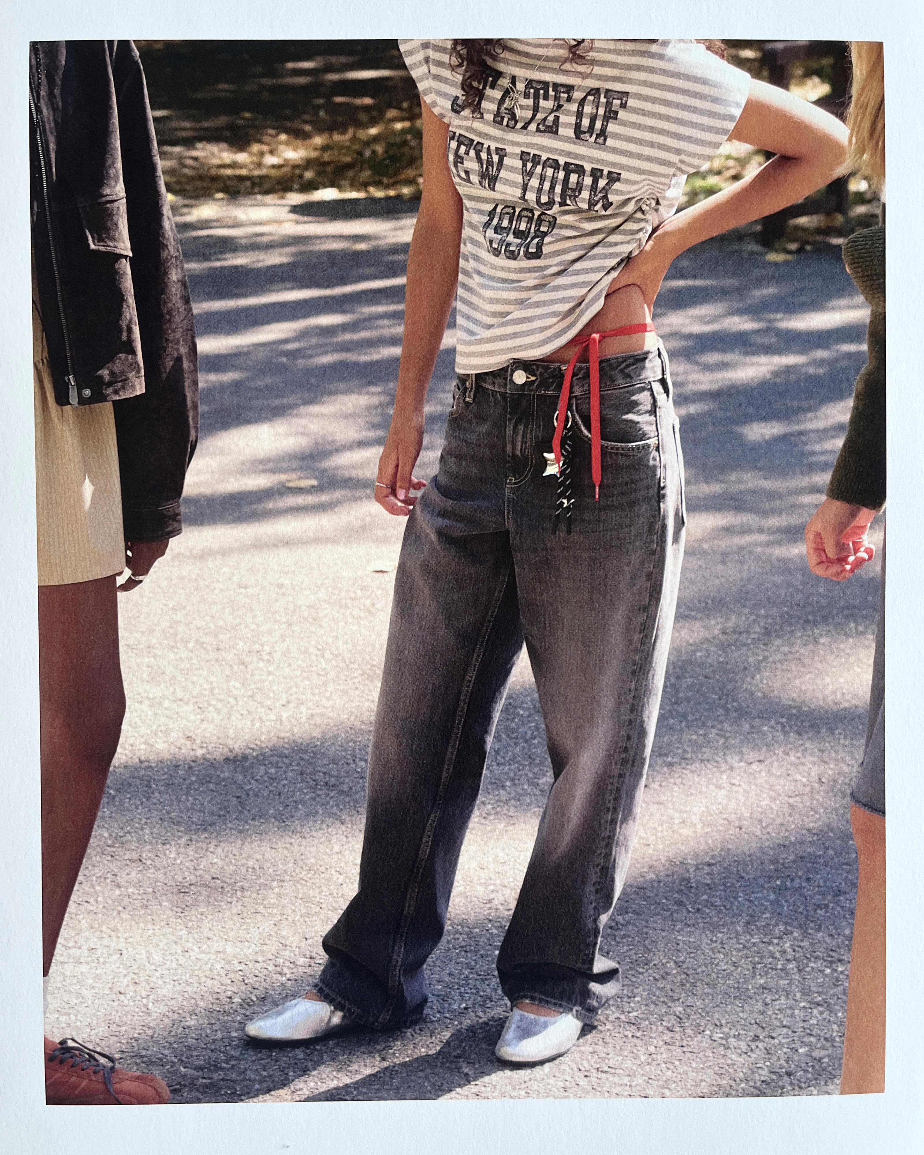 STRIPED RUCHED TEXT T-SHIRT — Striped