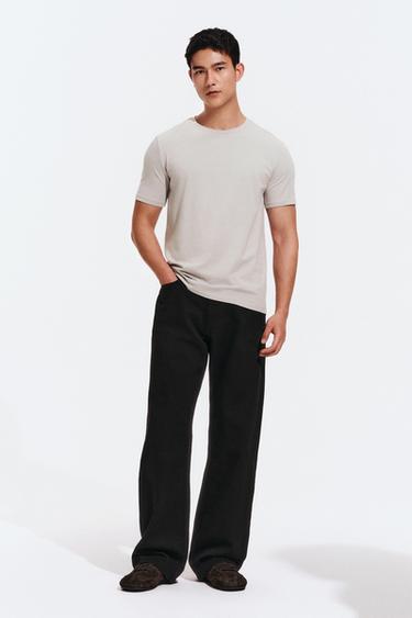 Zara 基本款修身版 T 恤 /01 - 珍珠灰色