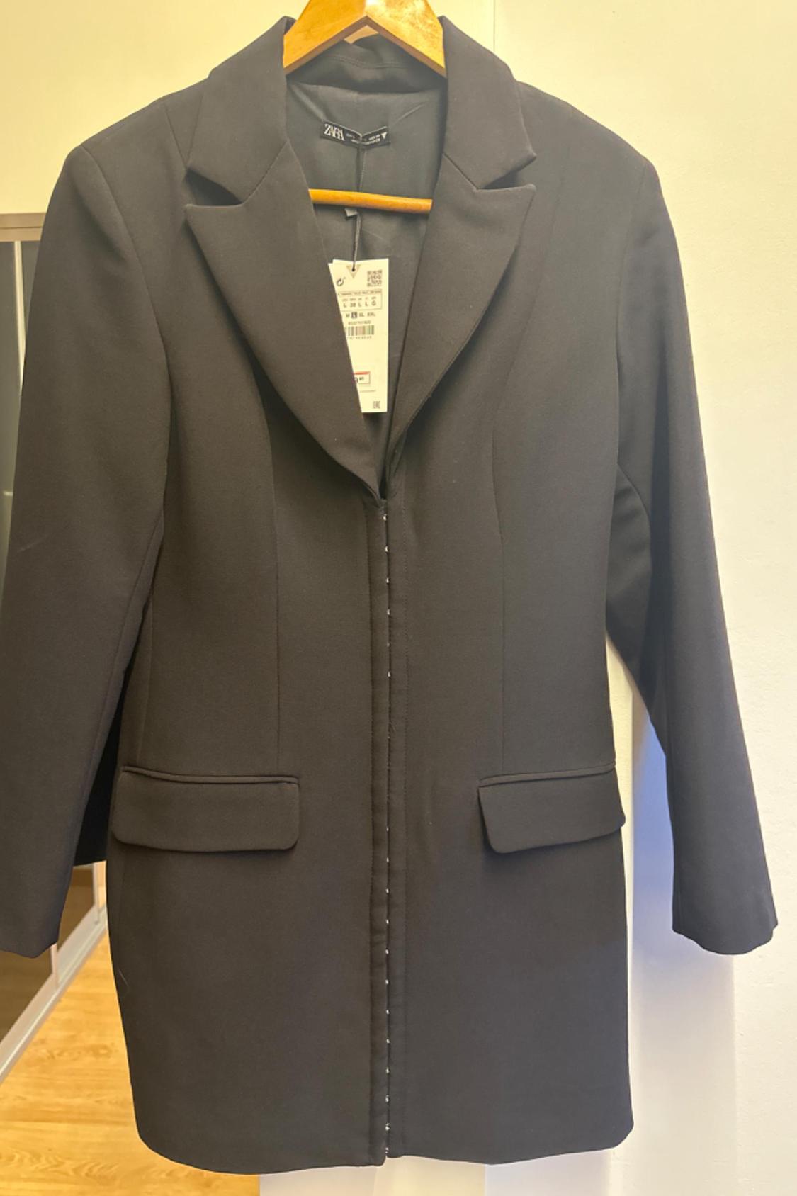 BLAZER DRESS WITH POCKETS