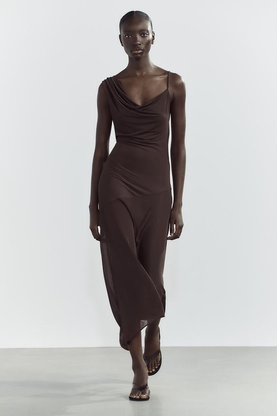 ROBE LONGUE ASYMÉTRIQUE