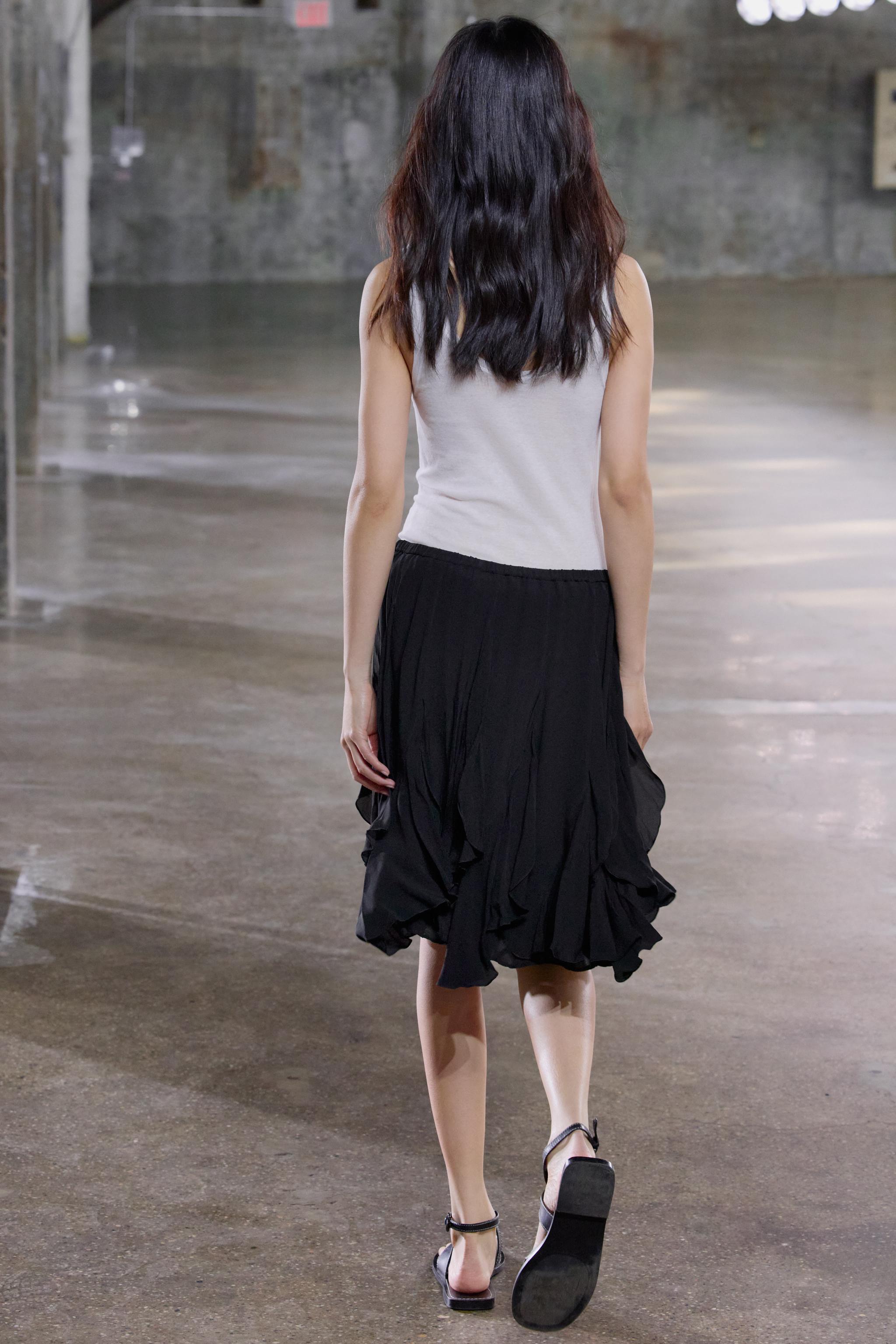 ZW COLLECTION フリルスカート - ブラック | ZARA Japan / 日本