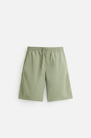 TECHNICAL PLEATED BERMUDA SHORTS - Mid-green by Zara