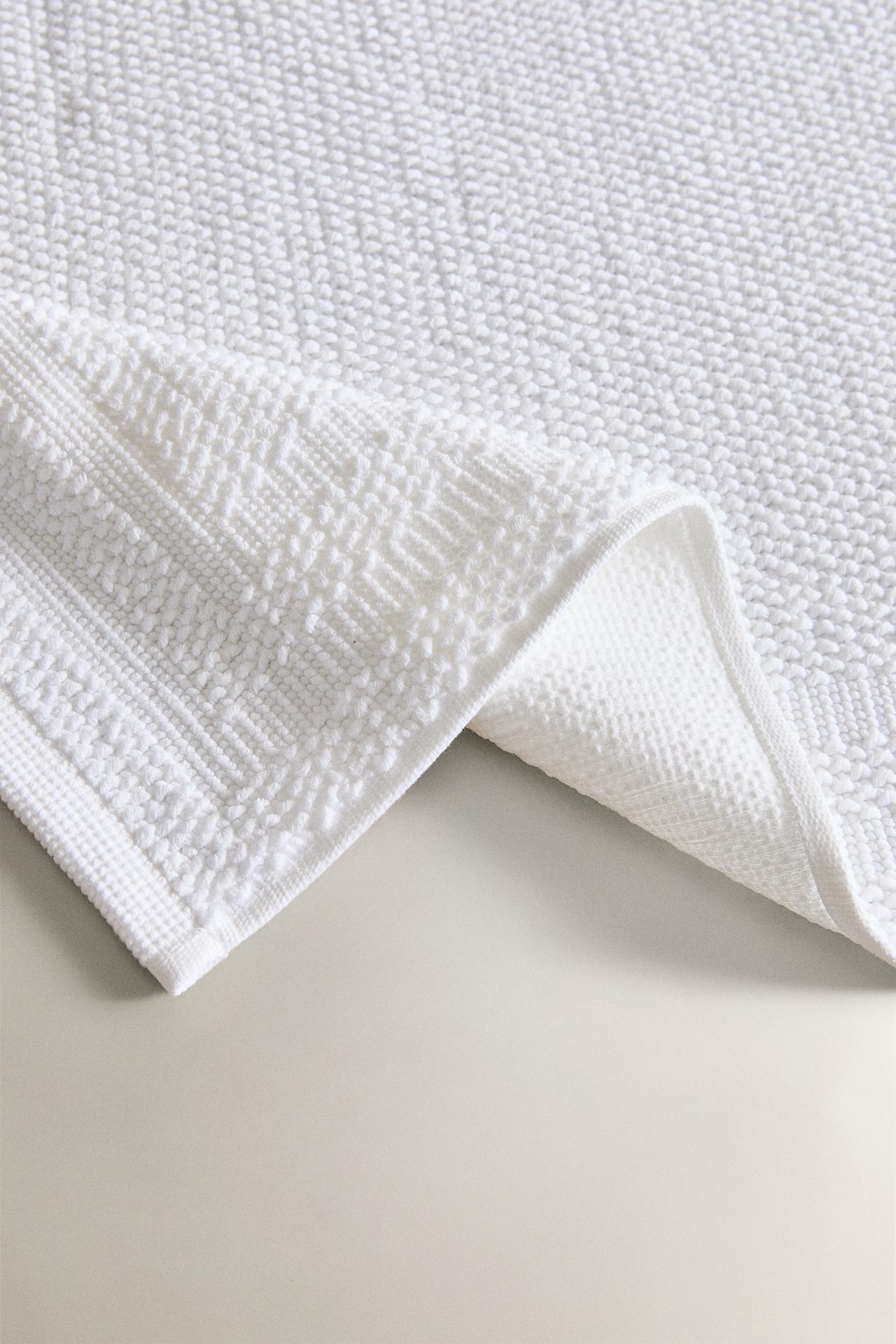 COTTON BATH MAT — White