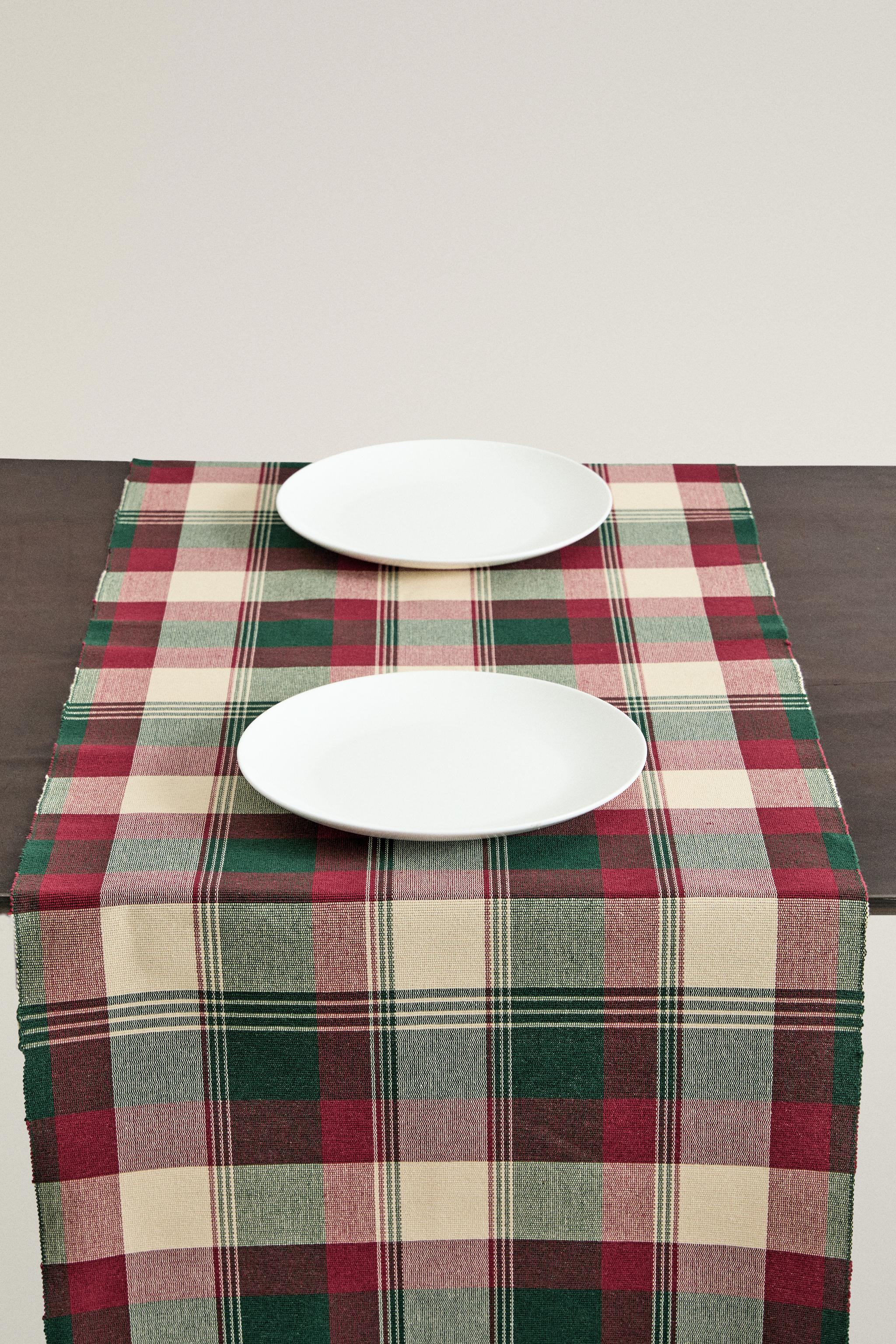 CHECK COTTON CHRISTMAS TABLE RUNNER