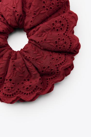 CHOUCHOU AJOURÉ BRODÉ - Rouge de Zara - Image 3