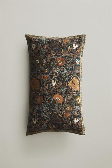 FLORAL JACQUARD CUSHION COVER - Blue by Zara