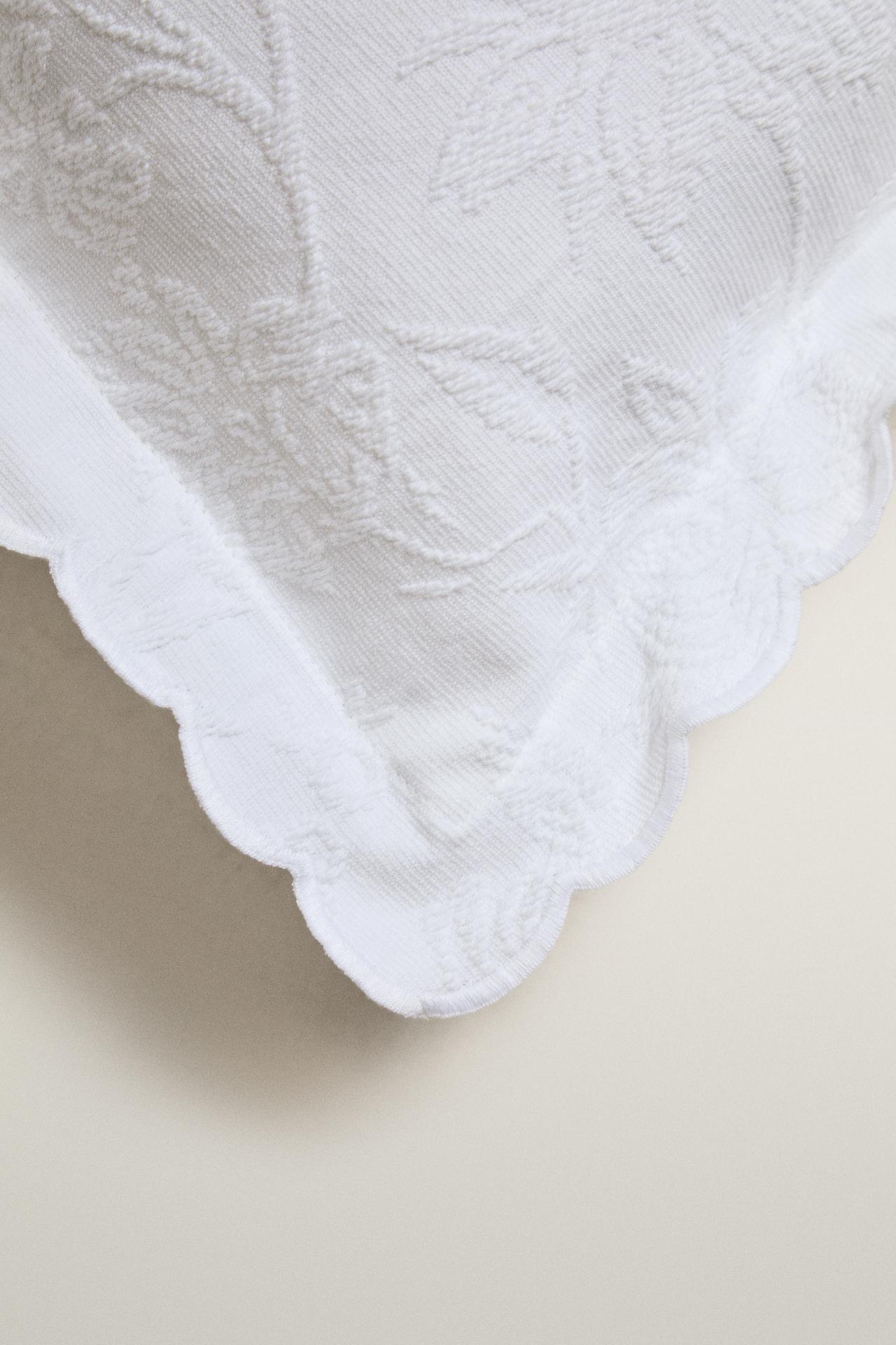 COTTON JACQUARD THROW PILLOW COVER — White