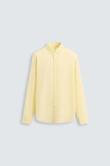 CAMISA REGULAR FIT - Amarillo claro de Zara