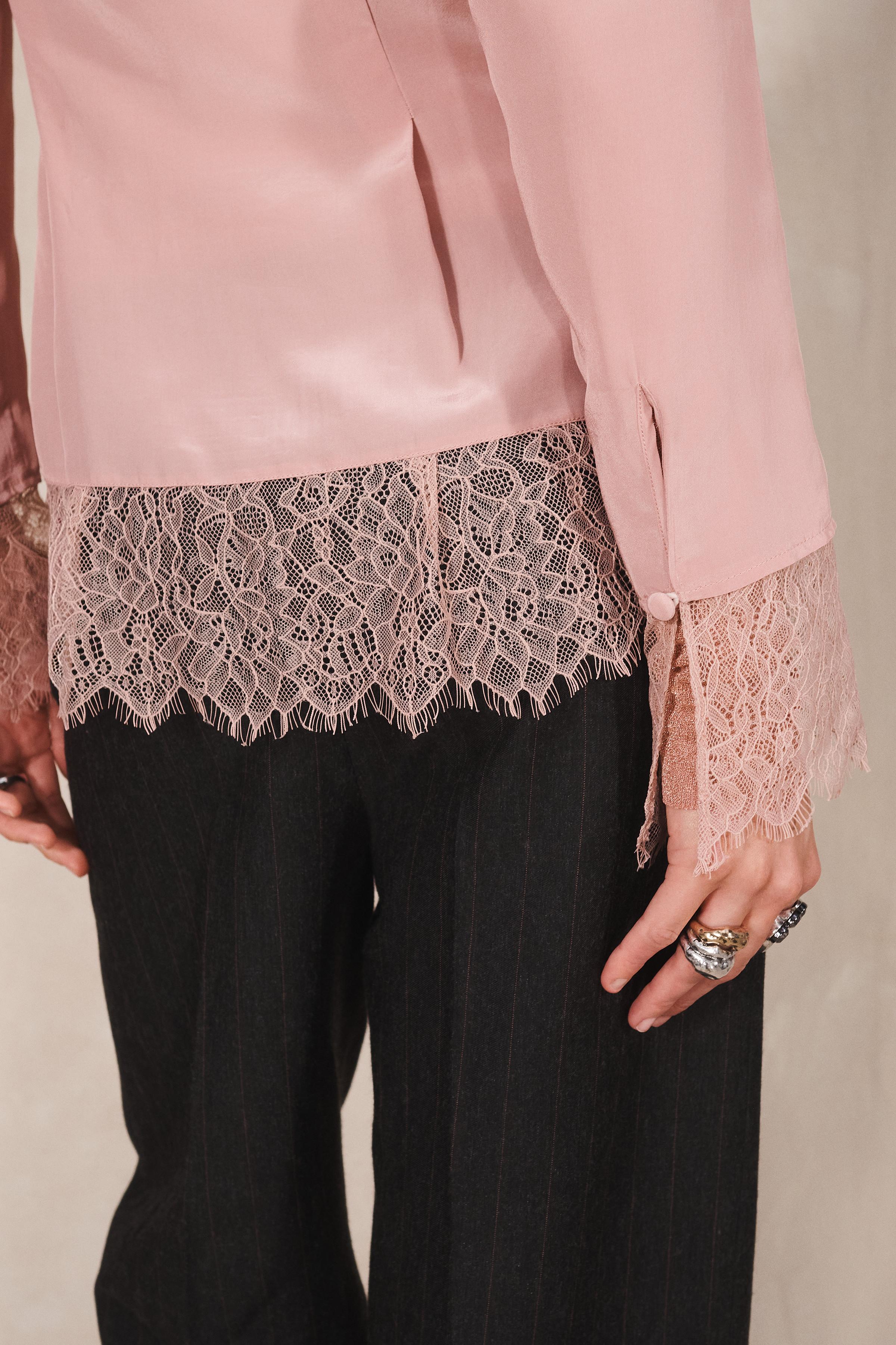 LIMITED EDITION LACE PLEATED SHIRT