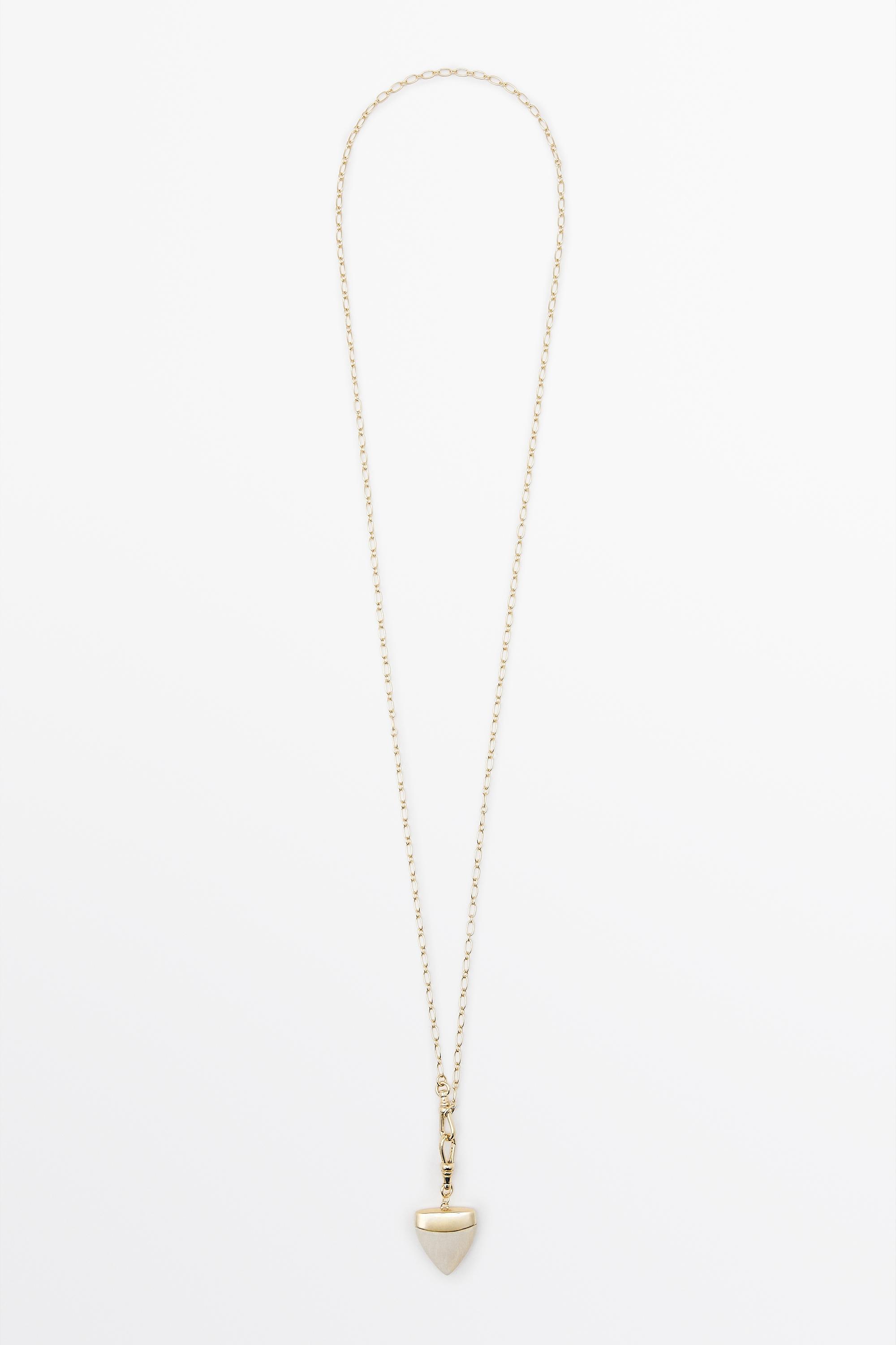 Collier pendentif pierre