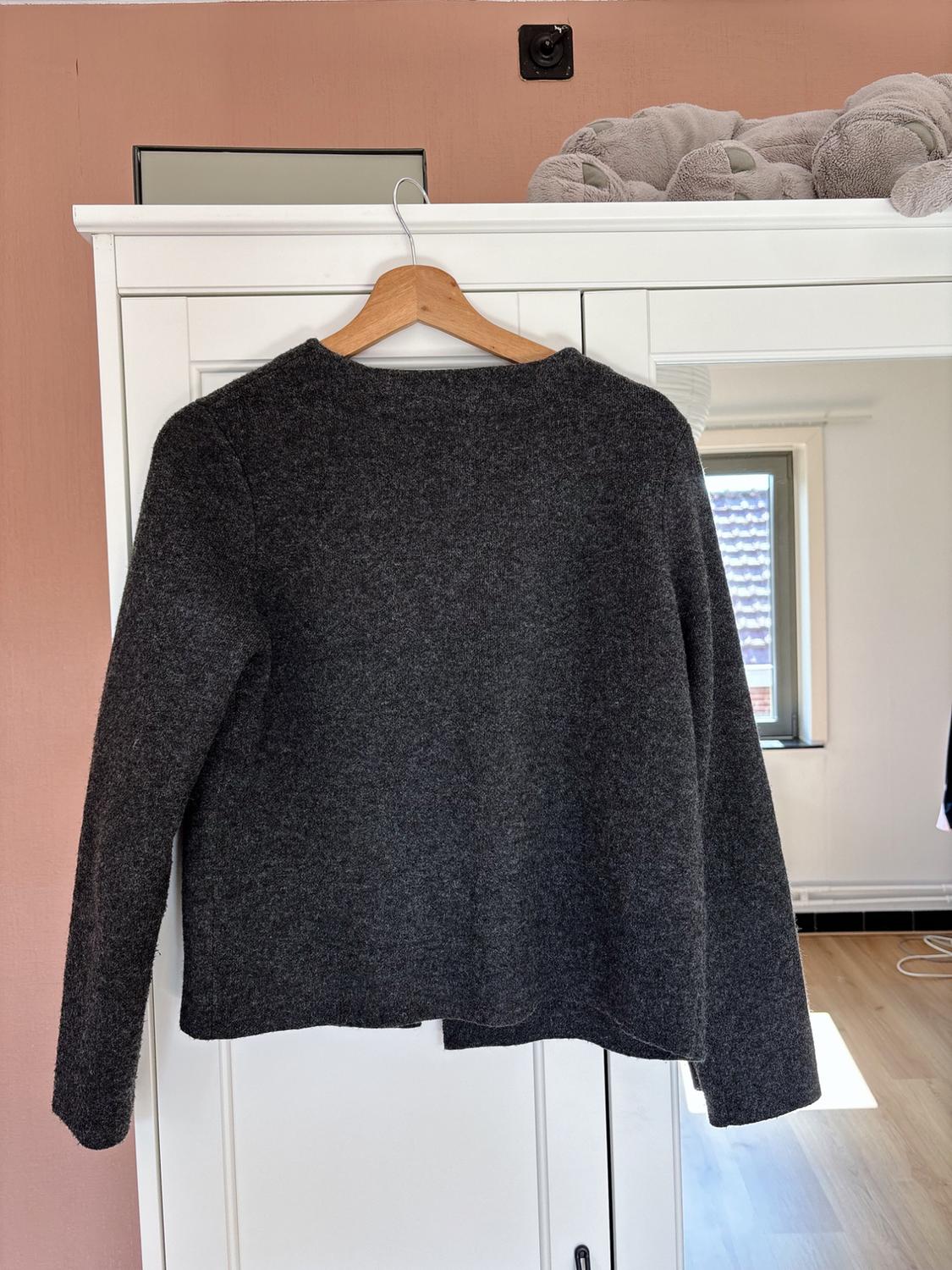 BUTTONED KNIT CARDIGAN - Image 3