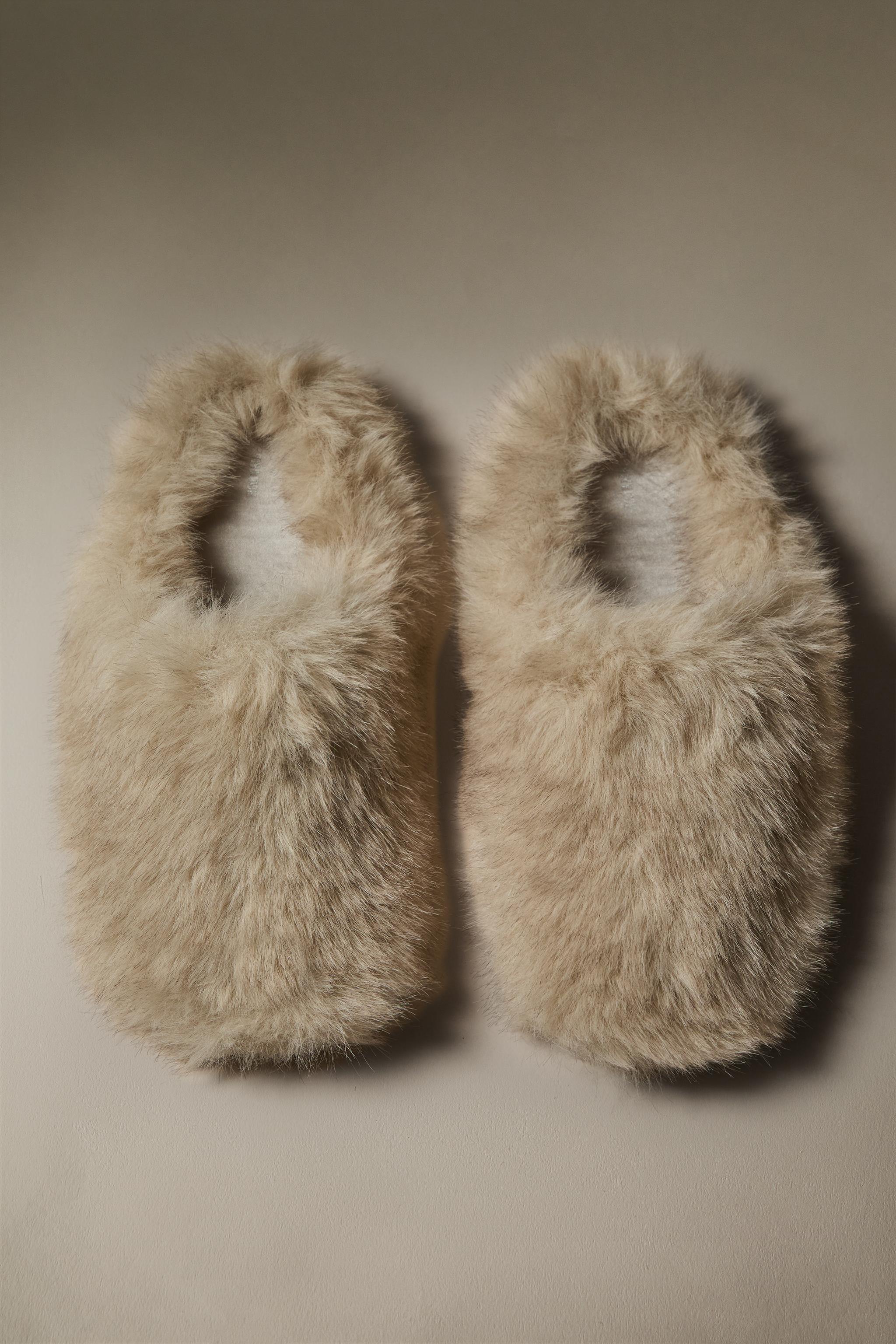 Fur slippers online