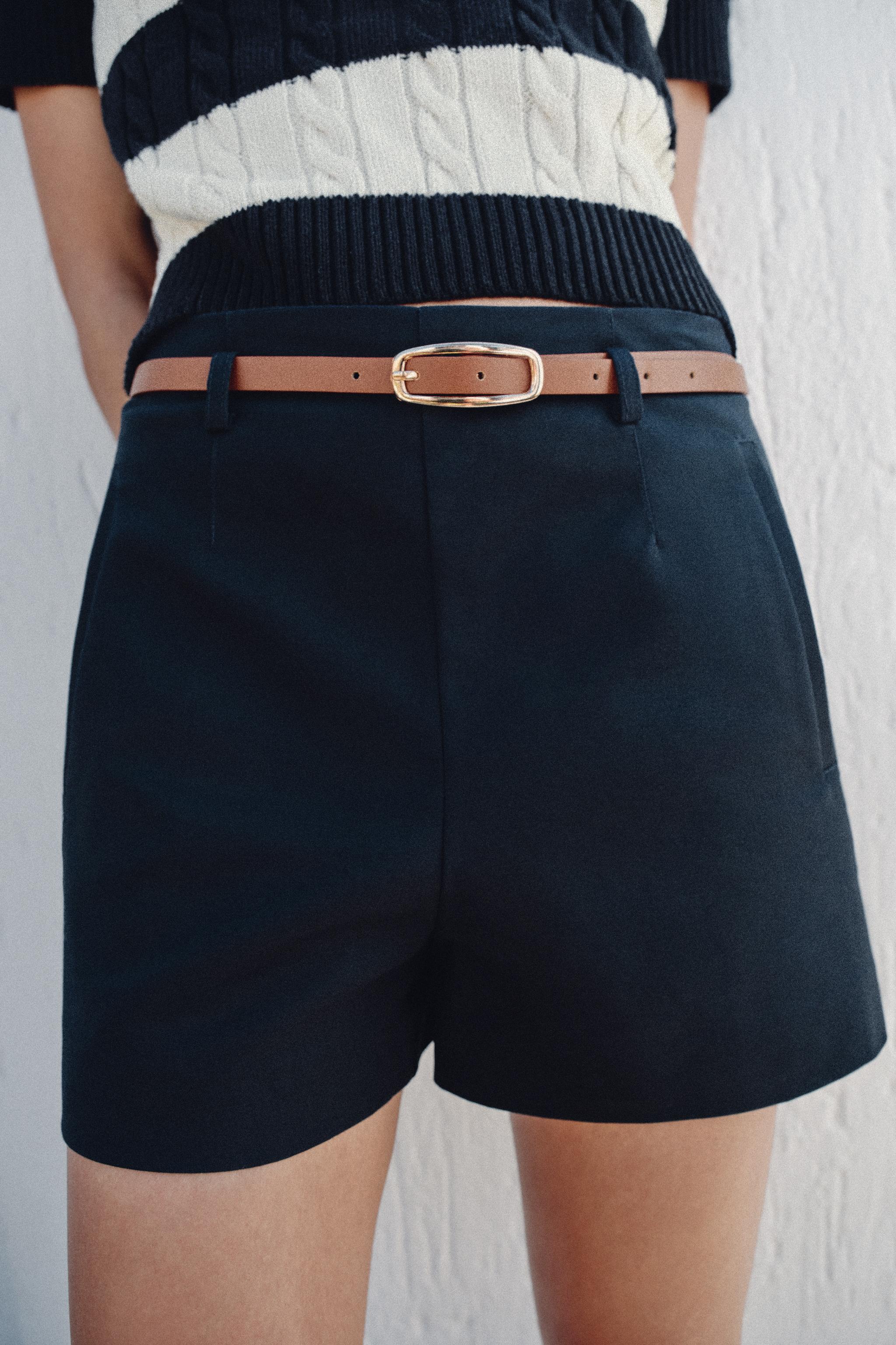 SHORT TAILLE HAUTE AVEC CEINTURE