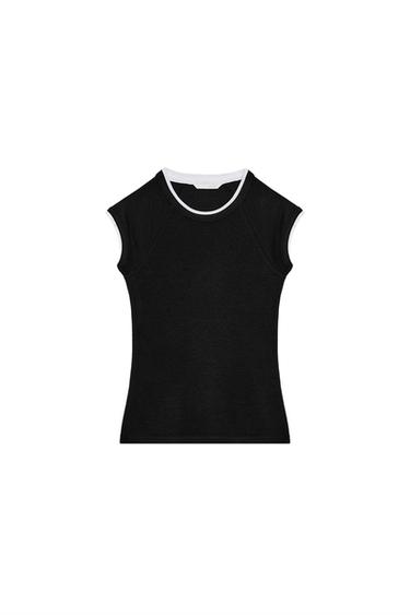 تيشرت بمظهر أكمام مزدوجة قصيرة - أسود الخاص بـ Zara