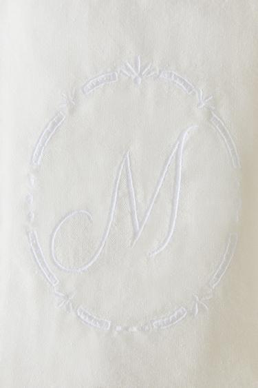 LOT LANGES EN MOUSSELINE ENFANT BRODERIE LETTRE (LOT DE 2) - 864 de Zara - Image 3